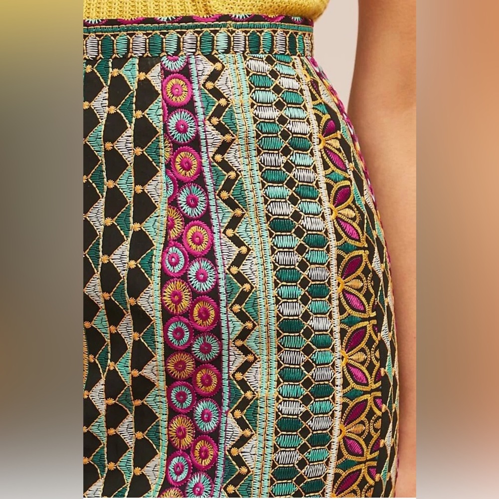 EUC Anthropologie Vanessa Virginia Moroccan Nights Embroidered  Pencil Skirt - Picture 3 of 10